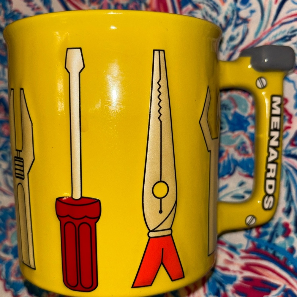 Menards 3D Coffee Mug Tool Pliers Wrench Screwdriver Large 16oz Yellow